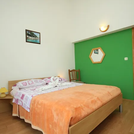 With A Parking Space Premantura, - 7463 Pensionat Medulin