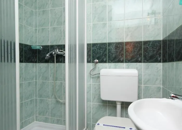 With A Parking Space Premantura, - 7463 Πανσιόν 2*